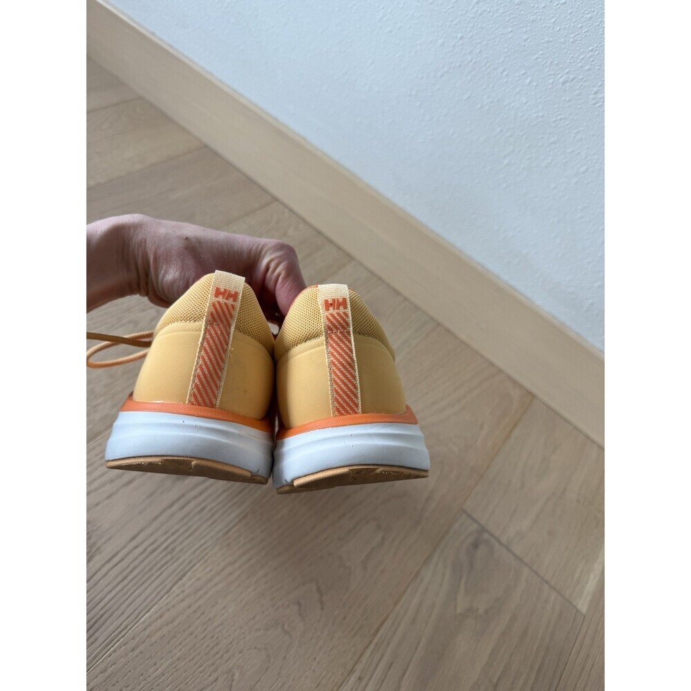 $130 Helly Hansen Ahigo Womens 9 Orange Sneakers Shoes Lace Up Workout Hiking - Picture 7 of 7